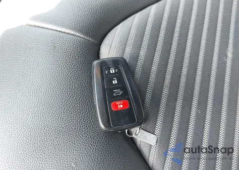 2022 Toyota Highlander Xse z USA, uszkodzony, nr VIN 5TDLZRBH8NS198146